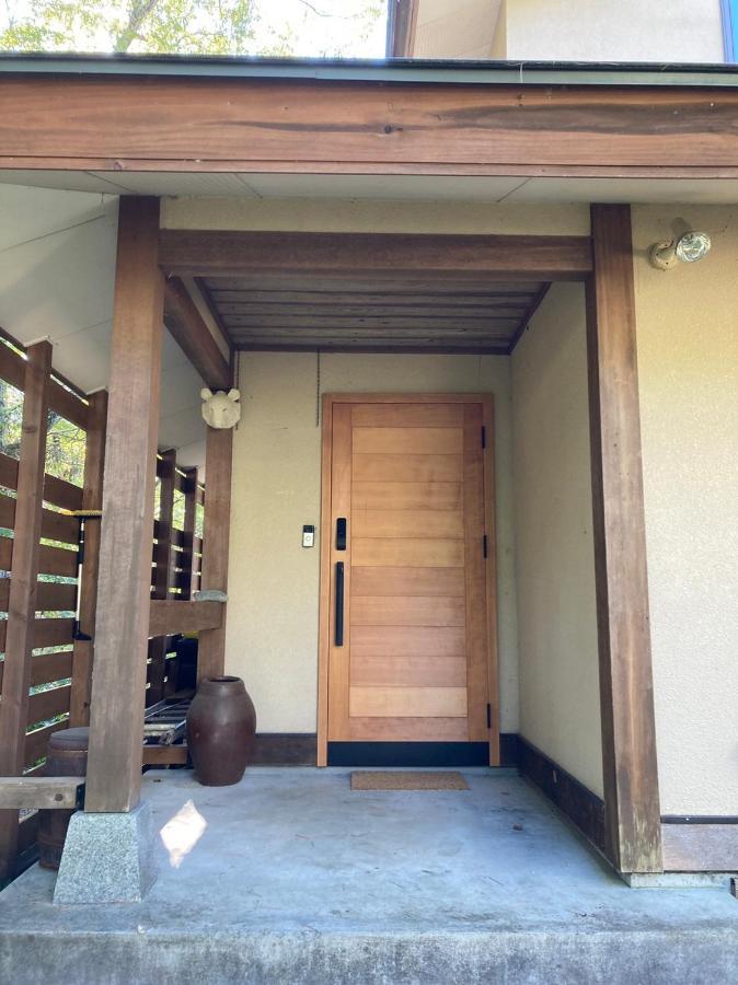 Shirokuma Lodge Hakuba Exterior photo